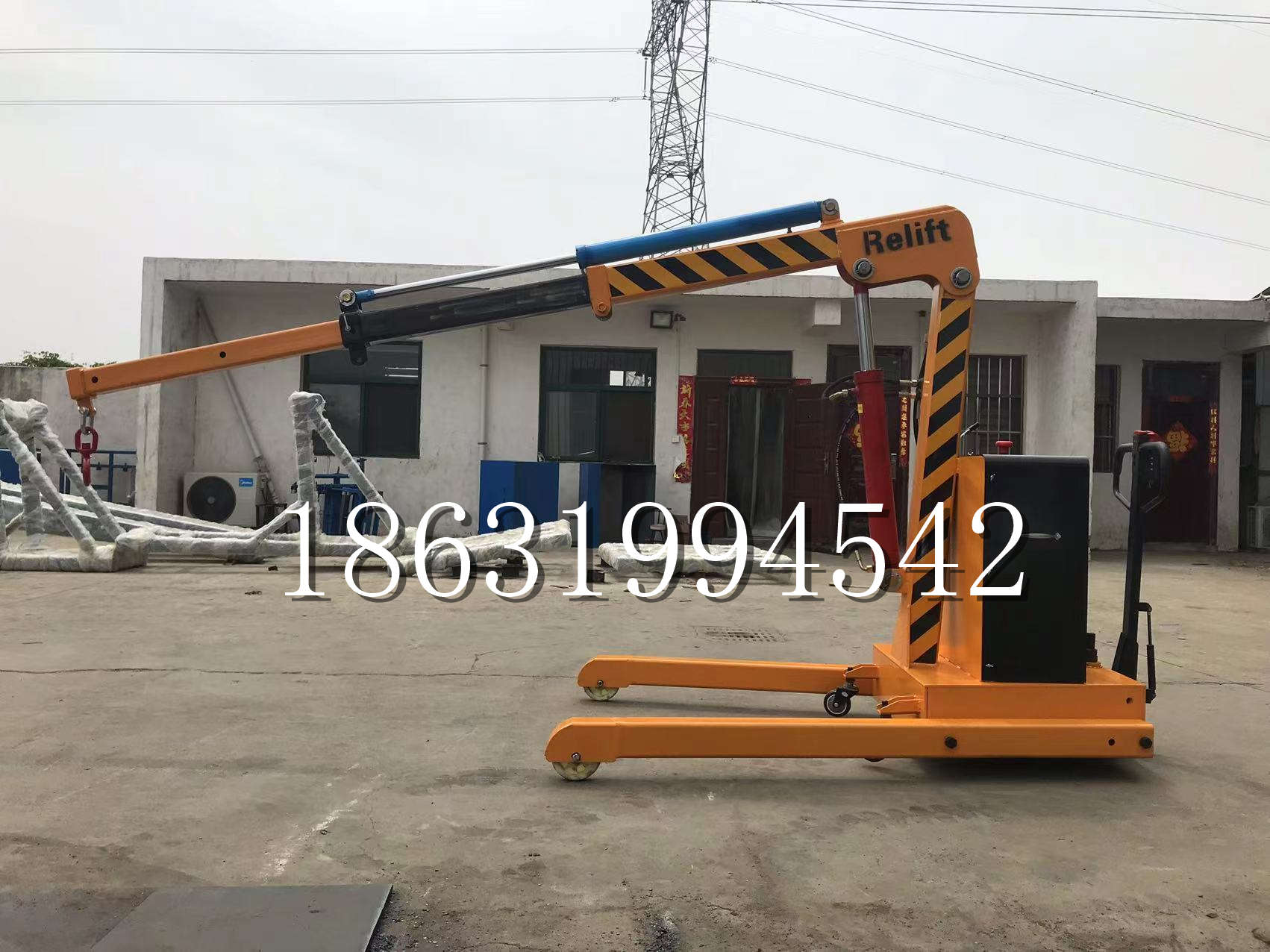 怒江傈僳族自治州久征定做3吨三轮随车吊 农用园林绿化移树吊 平板工程用小吊机